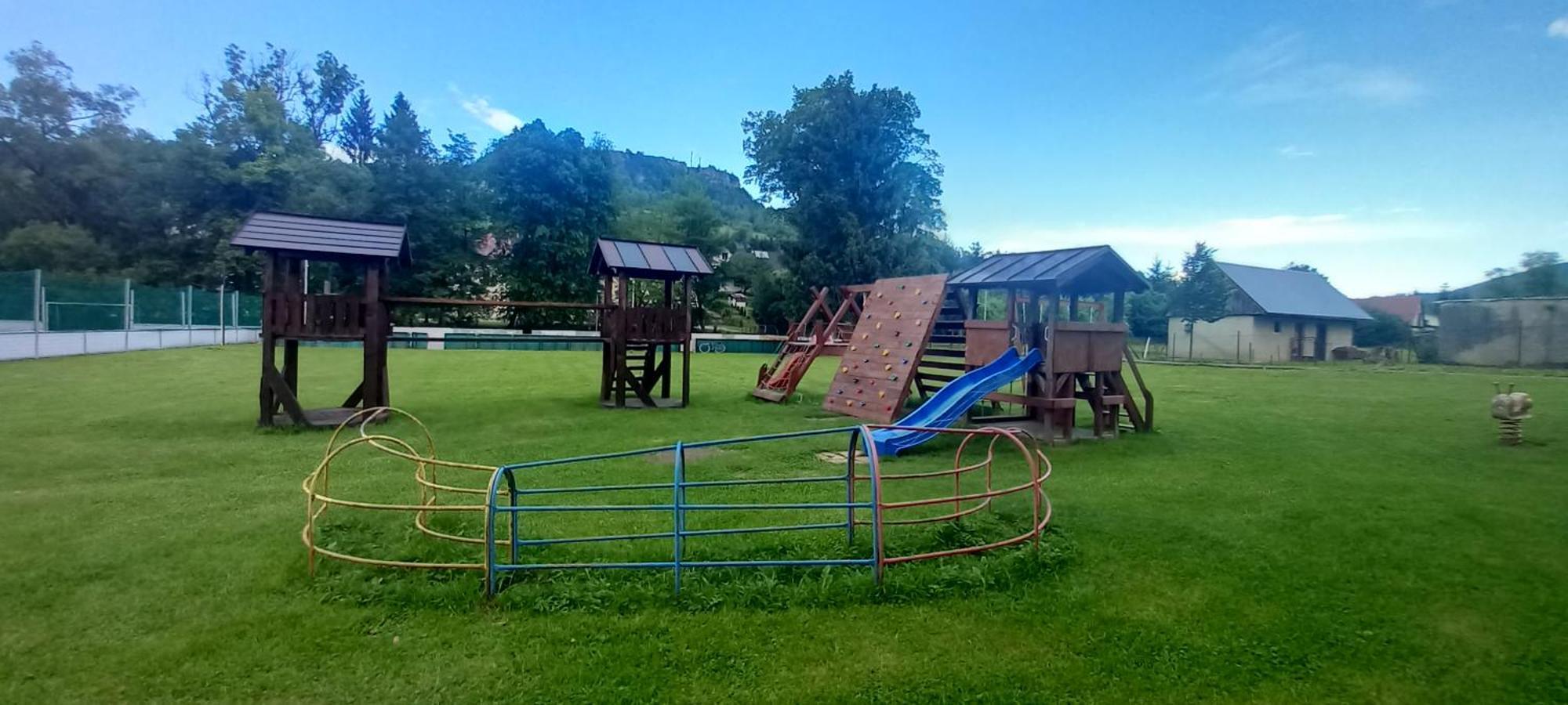 Penzion Zemianska Kuria Dolny Kubin Exterior foto